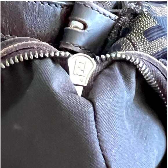 AUTHENTIC VINTAGE FENDI ZUCCA MAMA BAGUETTE - Picture 11 of 14